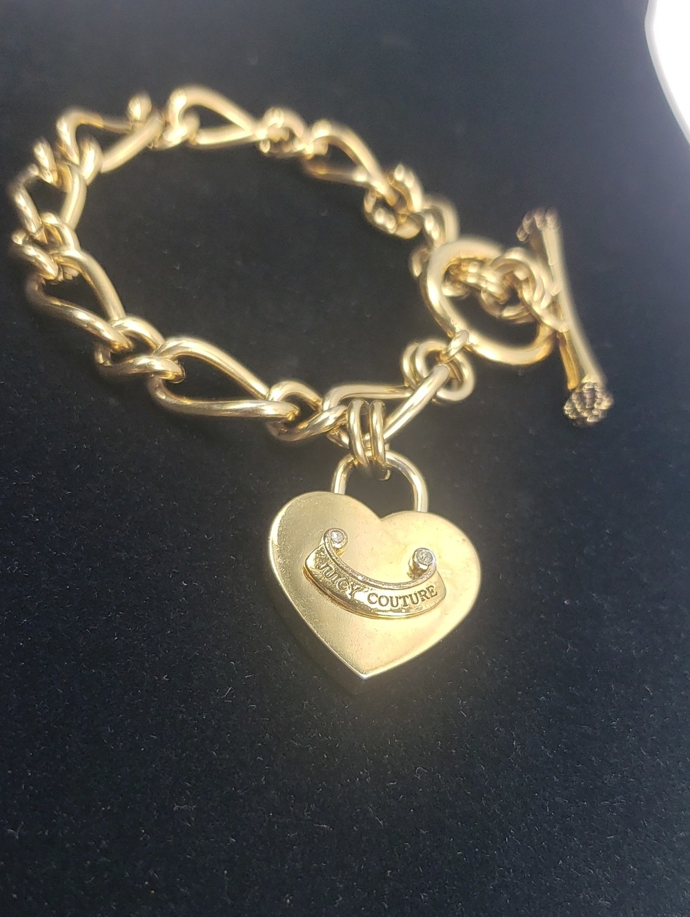 Juicy Couture Charm Bracelet Heart Gold Tone Toggle Clasp